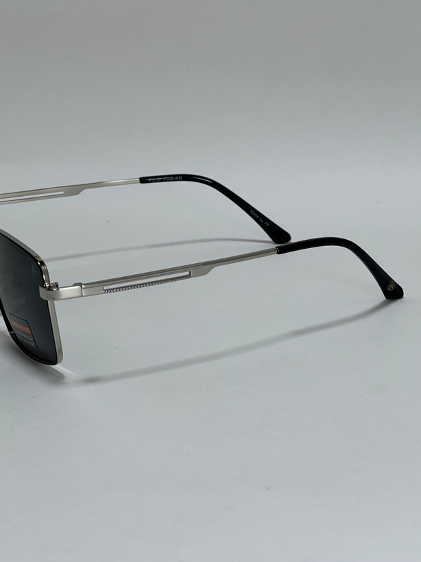 دسته فلزی ظریف عینک آفتابی مردانه Filip Fabian شیک و مدرن