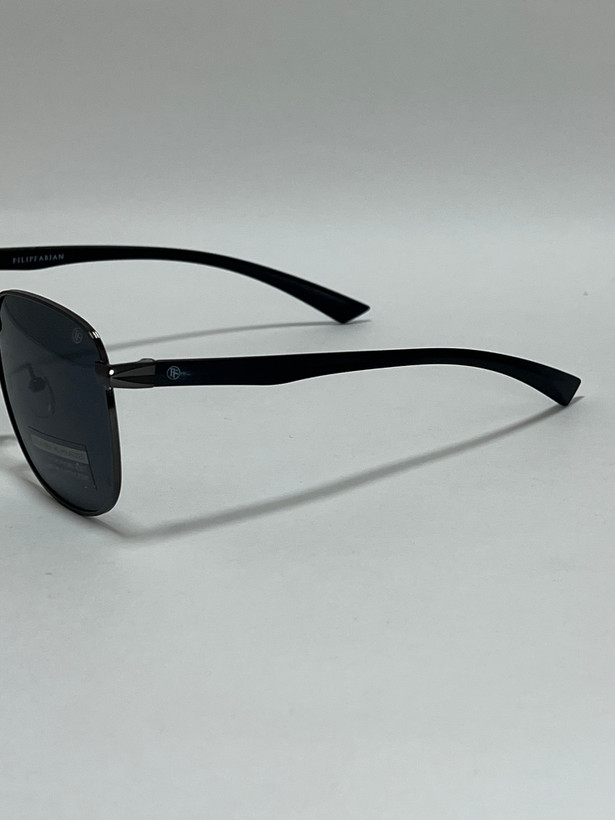 دسته فلزی نقرهای مات عینک آفتابی مردانه Filip Fabian شیک