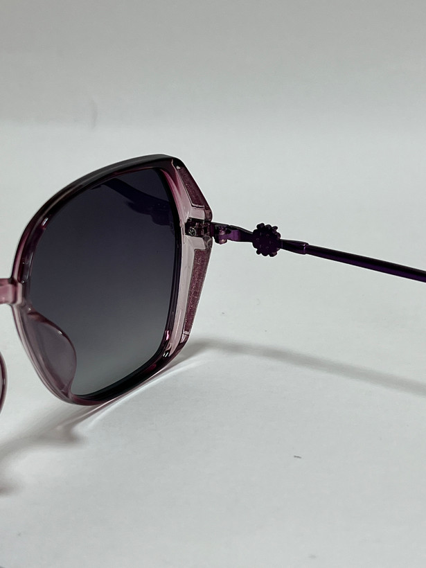 زاویه سه رخ عینک آفتابی زنانه کائوچو فیلیپ فابین Filip Fabian مشکی شیک uv400