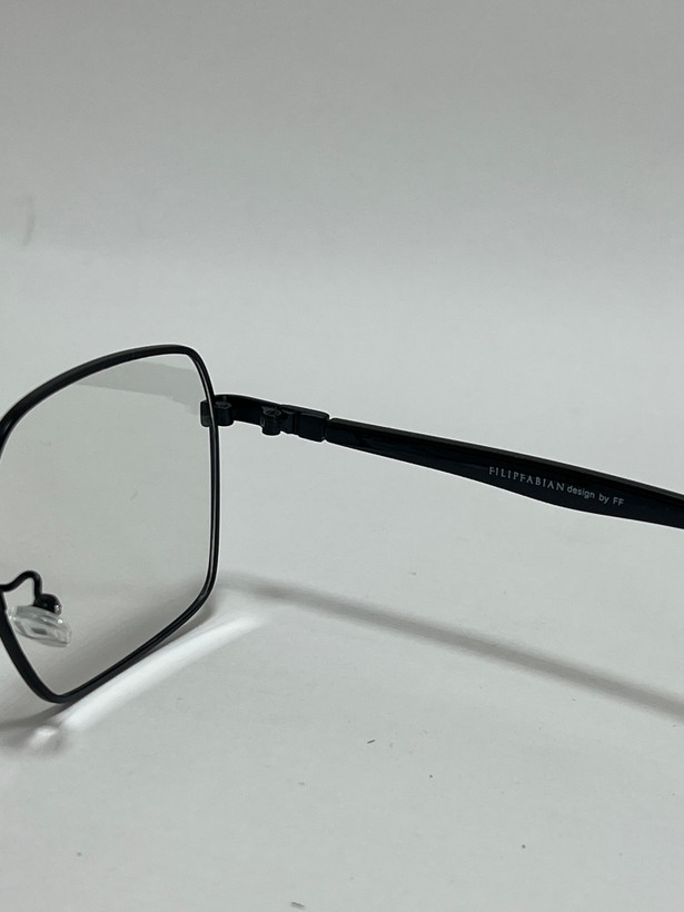 دسته فلزی ظریف عینک فتوبلو فتوکرومیک بلوکات فیلیپ فابین Filip Fabian طلایی شیک