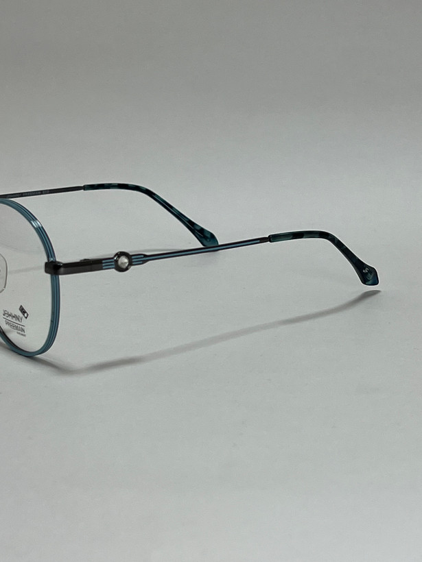 دسته فلزی منعطف و ظریف عینک طبی Johnny Freeman